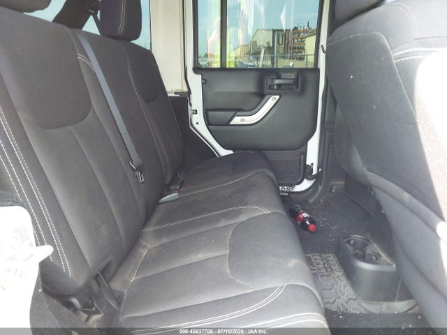 45637788 :رقم المزاد ، 1C4BJWEG3GL193624 vin ، 2016 Jeep Wrangler Unlimited Sahara مزاد بيع