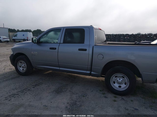 2021 Ram 1500 Classic Tradesman  4x2 5'7 Box მანქანა იყიდება აუქციონზე, vin: 1C6RR6KG0MS572049, აუქციონის ნომერი: 45637795