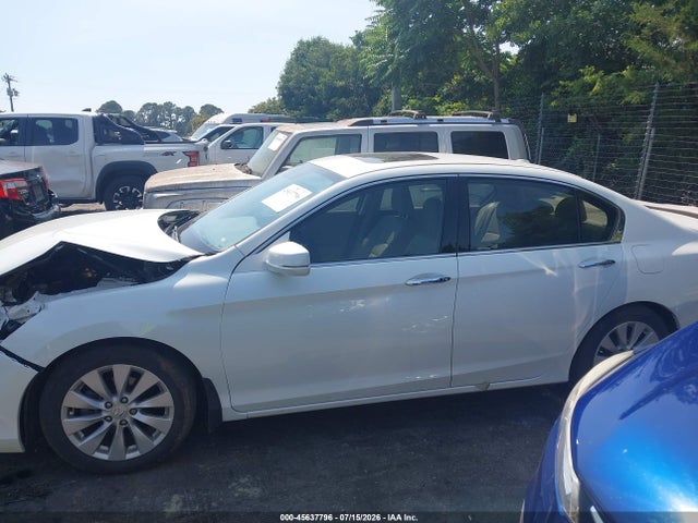 45637796 :رقم المزاد ، 1HGCR3F81EA012677 vin ، 2014 Honda Accord Ex-l V-6 مزاد بيع