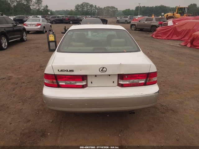 45637868 :رقم المزاد ، JT8BF28G8Y0259589 vin ، 2000 Lexus Es 300 مزاد بيع