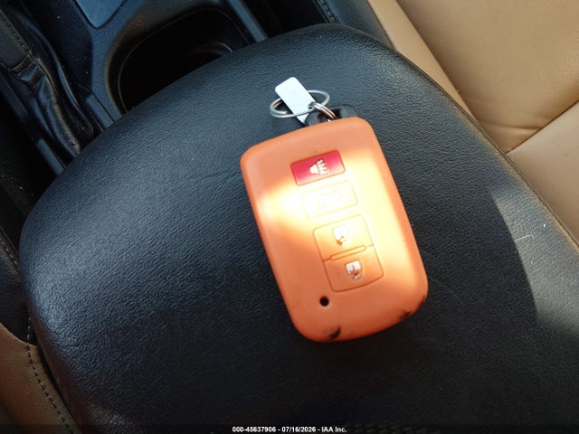 45637906 :رقم المزاد ، JTMYFREV7GJ084901 vin ، 2016 Toyota Rav4 Limited مزاد بيع