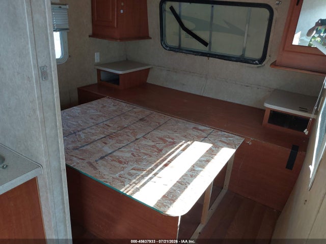 45637933 :رقم المزاد ، 4X4TWDD24AT136222 vin ، 2010 Forest River Other مزاد بيع
