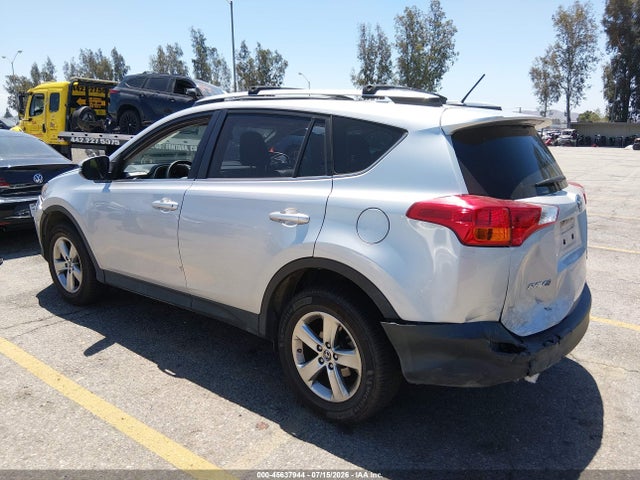 Toyota Rav4 Xle 2015 JTMRFREV6FJ034137 Image 3