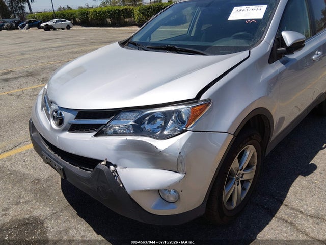 Toyota Rav4 Xle 2015 JTMRFREV6FJ034137 Image 6