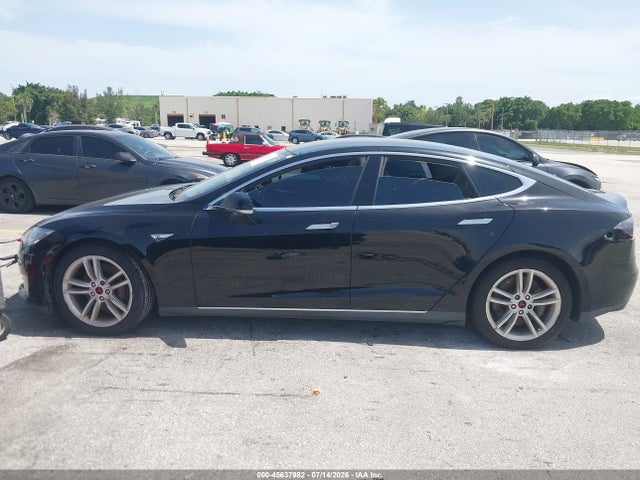 Продажа на аукционе авто 2013 Tesla Model S, vin: 5YJSA1CG3DFP24860, номер лота: 45637982