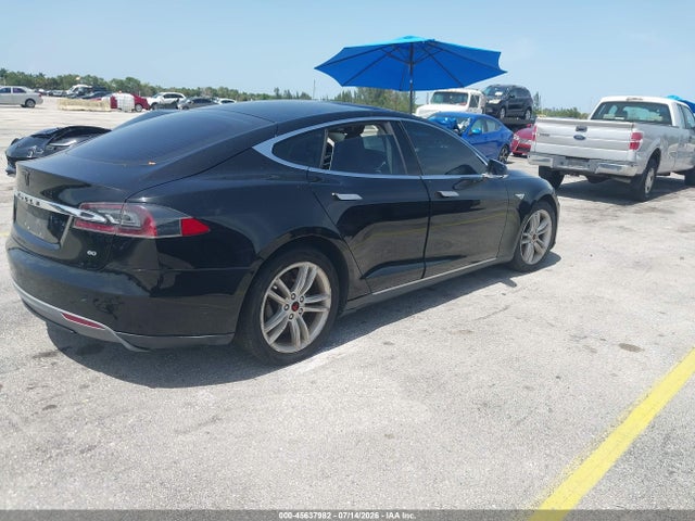 Продажа на аукционе авто 2013 Tesla Model S, vin: 5YJSA1CG3DFP24860, номер лота: 45637982