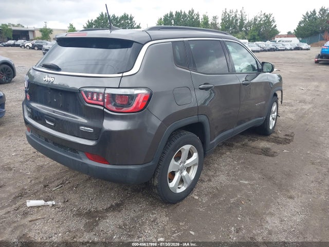 45637998 :رقم المزاد ، 3C4NJDBB2KT712136 vin ، 2019 Jeep Compass Latitude 4x4 مزاد بيع