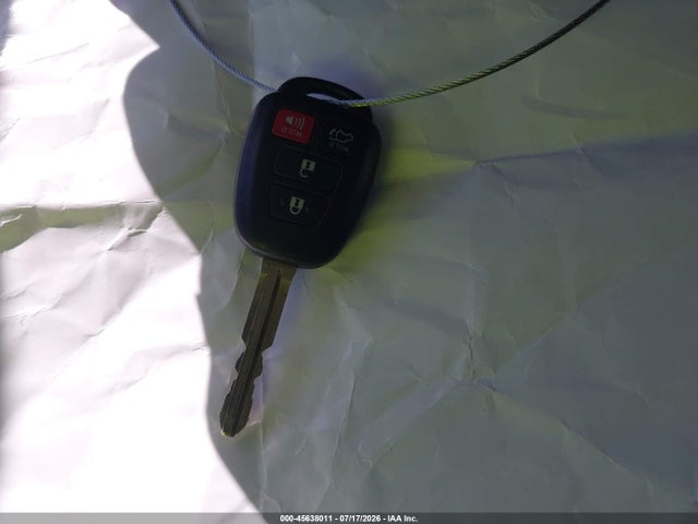 Toyota Rav4 Xle 2017 JTMWFREV2HJ138517 Image 11