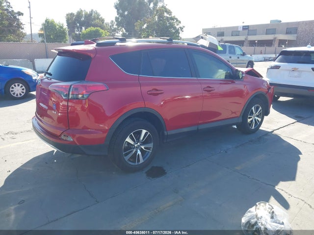 Toyota Rav4 Xle 2017 JTMWFREV2HJ138517 Image 4