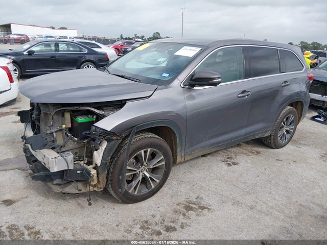 45638064 :رقم المزاد ، 5TDZZRFHXKS357832 vin ، 2019 Toyota Highlander Le Plus مزاد بيع