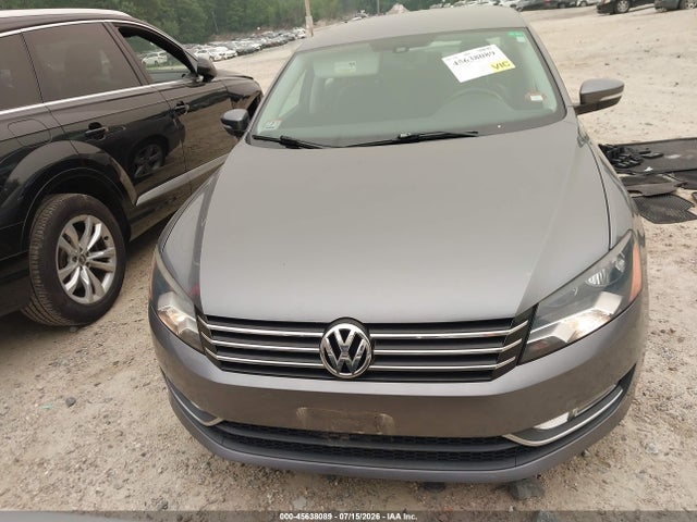 Продажа на аукционе авто 2015 Volkswagen Passat 1.8t Limited Edition, vin: 1VWAT7A39FC087642, номер лота: 45638089