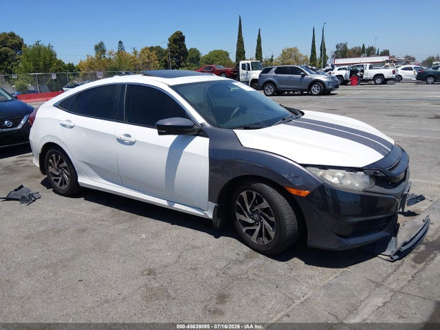 Honda CIVIC EX 2018 2HGFC2F77JH533205 Image 13