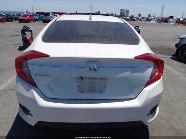 Honda CIVIC EX 2018 2HGFC2F77JH533205 Image 16