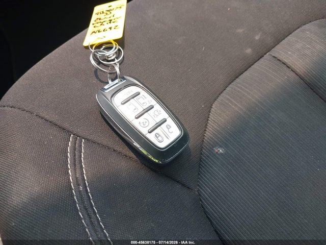 45638175 :رقم المزاد ، 2C4RC1CG1NR146692 vin ، 2022 Chrysler Voyager Lx مزاد بيع