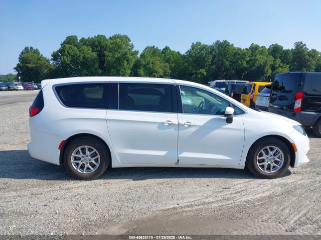 45638175 :رقم المزاد ، 2C4RC1CG1NR146692 vin ، 2022 Chrysler Voyager Lx مزاد بيع