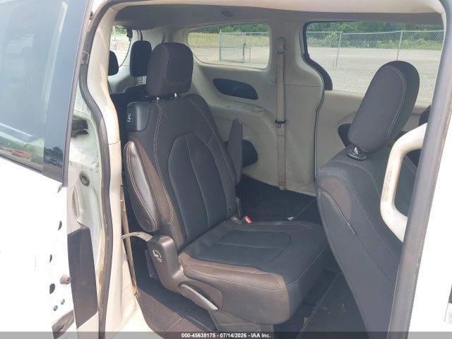 45638175 :رقم المزاد ، 2C4RC1CG1NR146692 vin ، 2022 Chrysler Voyager Lx مزاد بيع