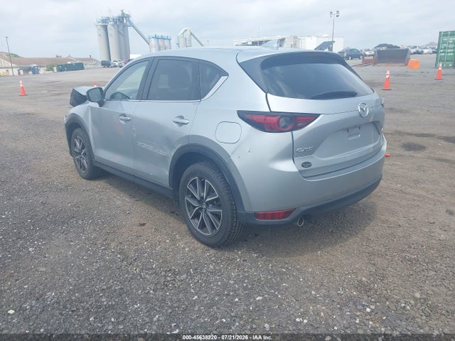 Продажа на аукционе авто 2018 Mazda Cx-5 Grand Touring, vin: JM3KFADM0J0328277, номер лота: 45638220