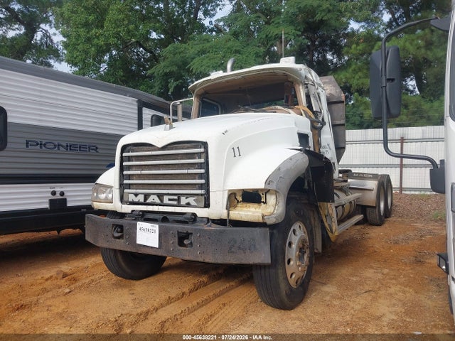 2015 Mack 700 Gu700 მანქანა იყიდება აუქციონზე, vin: 1M1AX09YXFM024185, აუქციონის ნომერი: 45638221