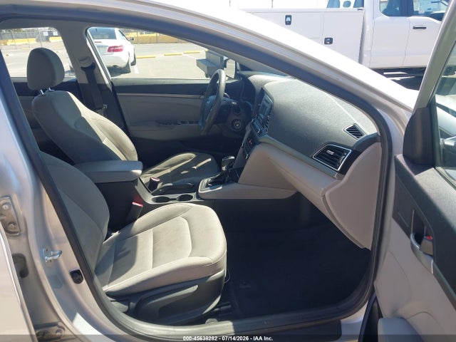 2017 Hyundai Elantra Se მანქანა იყიდება აუქციონზე, vin: 5NPD74LF1HH189003, აუქციონის ნომერი: 45638282