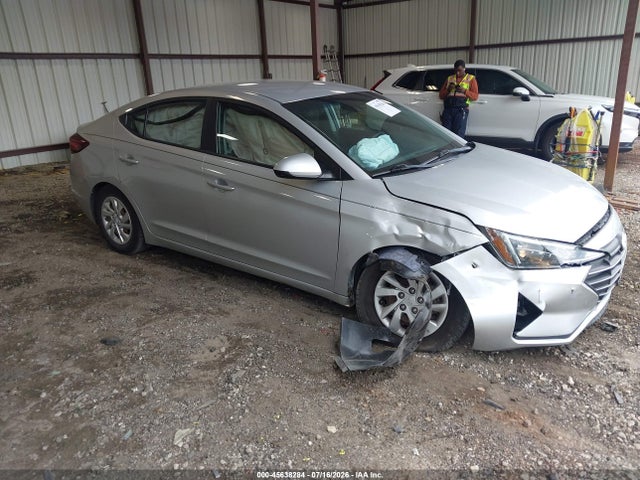2020 Hyundai Elantra Se მანქანა იყიდება აუქციონზე, vin: 5NPD74LF4LH498151, აუქციონის ნომერი: 45638284