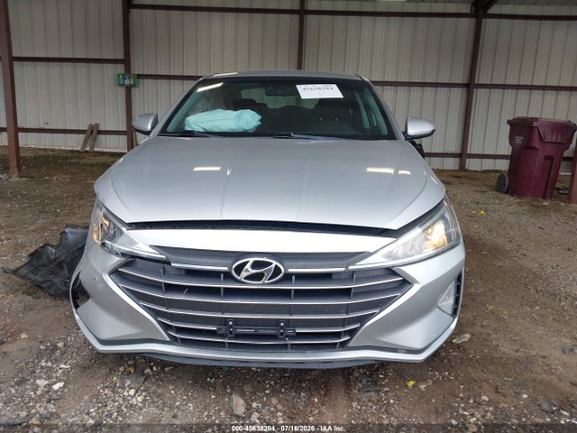2020 Hyundai Elantra Se მანქანა იყიდება აუქციონზე, vin: 5NPD74LF4LH498151, აუქციონის ნომერი: 45638284