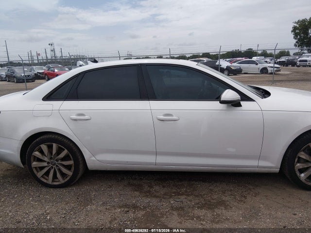Продаж на аукціоні авто 2017 Audi A4 2.0t Premium, vin: WAUGNAF46HN007837, номер лоту: 45638292