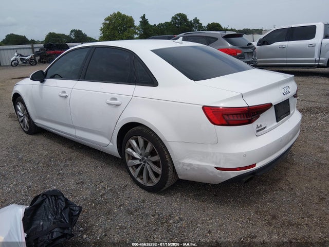 Продаж на аукціоні авто 2017 Audi A4 2.0t Premium, vin: WAUGNAF46HN007837, номер лоту: 45638292