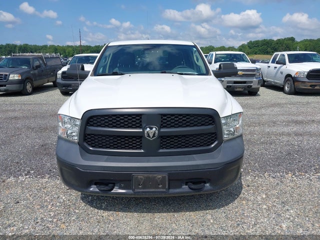 45638296 :رقم المزاد ، 1C6RR7FG0KS658619 vin ، 2019 Ram 1500 Classic Tradesman  4x4 6'4 Box مزاد بيع