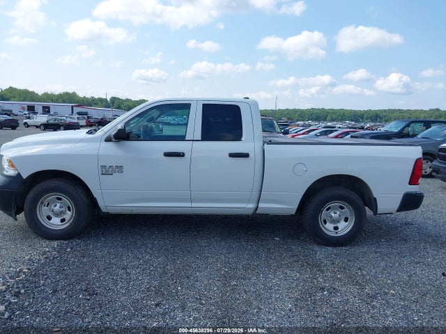 45638296 :رقم المزاد ، 1C6RR7FG0KS658619 vin ، 2019 Ram 1500 Classic Tradesman  4x4 6'4 Box مزاد بيع
