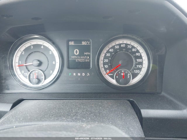 45638296 :رقم المزاد ، 1C6RR7FG0KS658619 vin ، 2019 Ram 1500 Classic Tradesman  4x4 6'4 Box مزاد بيع