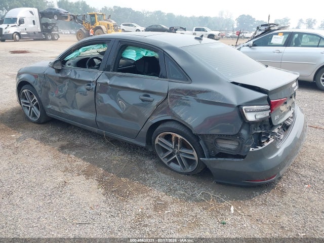 Продаж на аукціоні авто 2018 Audi A3 2.0t Premium, vin: WAUB8GFF2J1038375, номер лоту: 45638321