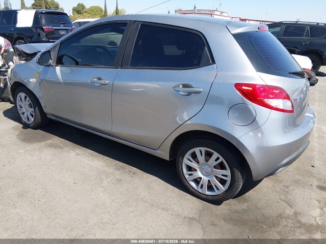 Продажа на аукционе авто 2013 Mazda Mazda2 Sport, vin: JM1DE1KZ8D0166115, номер лота: 45638401