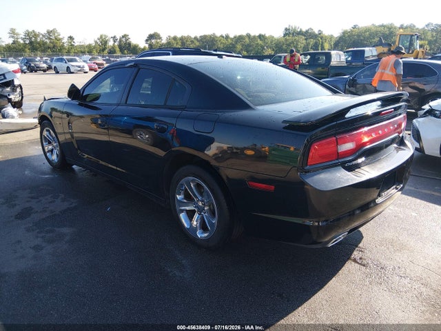 45638409 :رقم المزاد ، 2C3CDXBG9DH526976 vin ، 2013 Dodge Charger Se مزاد بيع
