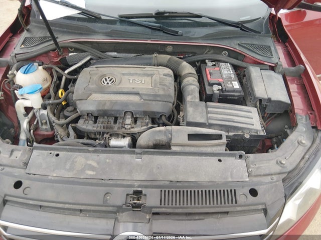 2015 Volkswagen Passat 1.8t Se მანქანა იყიდება აუქციონზე, vin: 1VWBS7A32FC072004, აუქციონის ნომერი: 45638424