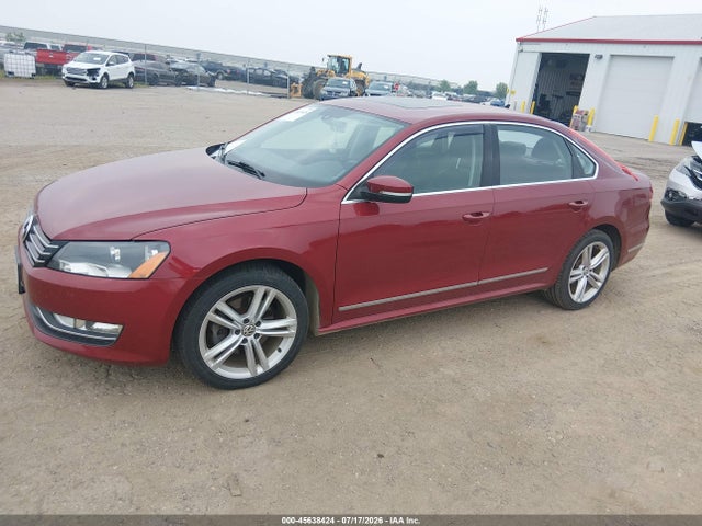 2015 Volkswagen Passat 1.8t Se მანქანა იყიდება აუქციონზე, vin: 1VWBS7A32FC072004, აუქციონის ნომერი: 45638424