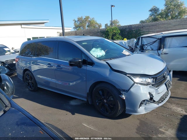 5FNRL6H72RB072853 Honda Odyssey Sport