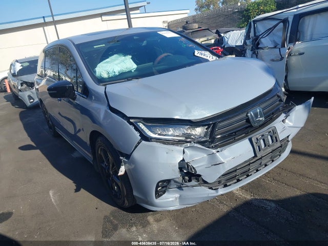5FNRL6H72RB072853 Honda Odyssey Sport