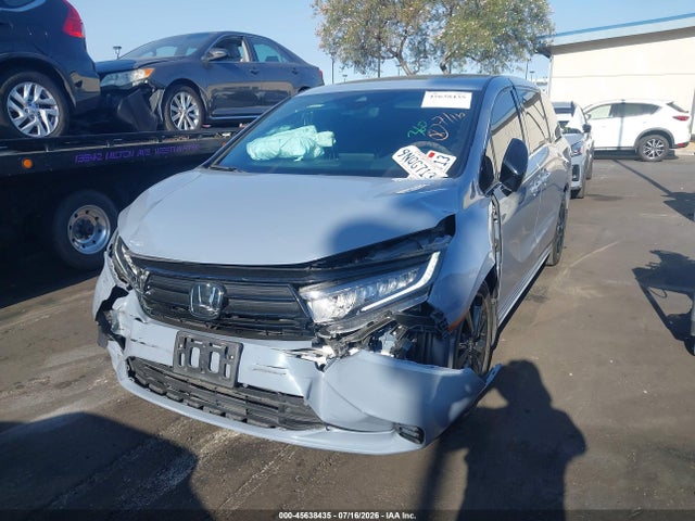 5FNRL6H72RB072853 Honda Odyssey Sport