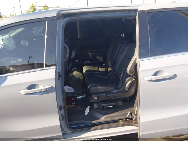 5FNRL6H72RB072853 Honda Odyssey Sport