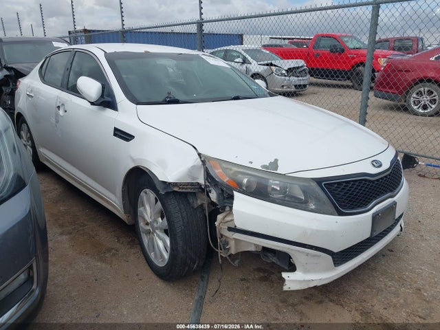 Auction sale of the 2015 Kia Optima Lx, vin: 5XXGM4A73FG416315, lot number: 45638439
