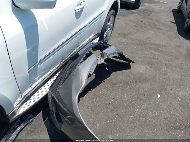 5YFBURHE1KP902215 Toyota COROLLA LE