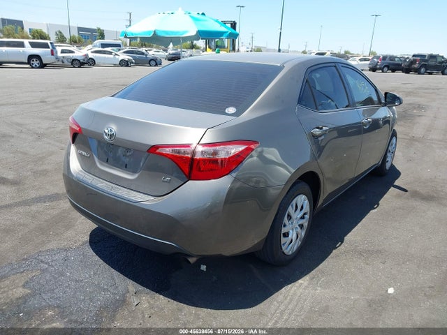 Toyota COROLLA LE 2019 5YFBURHE1KP902215 Image 4