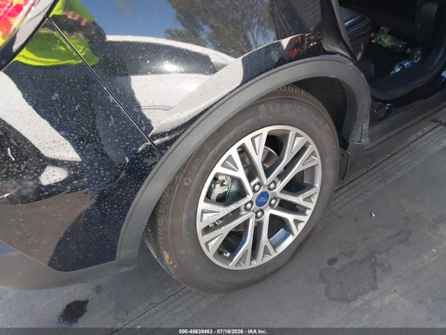 Продажа на аукционе авто 2022 Ford Escape Sel, vin: 1FMCU0H69NUB91309, номер лота: 45638463