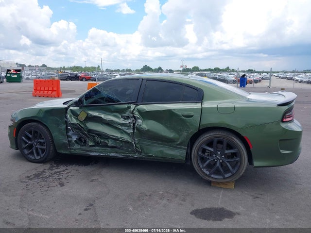 45638466 :رقم المزاد ، 2C3CDXCT3NH221311 vin ، 2022 Dodge Charger R/t مزاد بيع