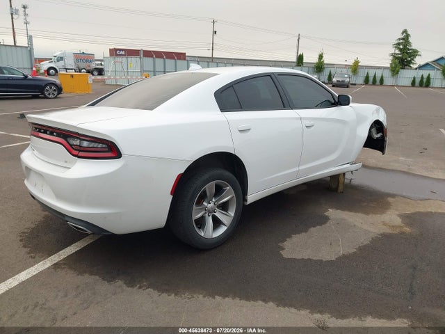 2015 Dodge Charger Sxt მანქანა იყიდება აუქციონზე, vin: 2C3CDXHG2FH843766, აუქციონის ნომერი: 45638473