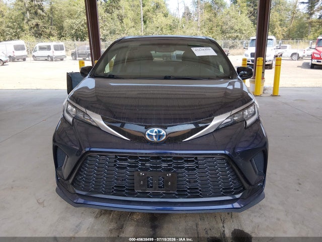 5TDXSKFC4MS006506 Toyota Sienna Xse