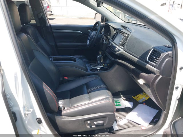 5TDKZRFH9KS326010 Toyota Highlander Se