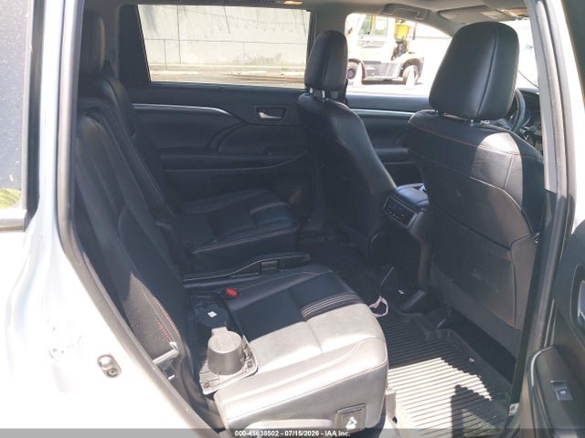 5TDKZRFH9KS326010 Toyota Highlander Se