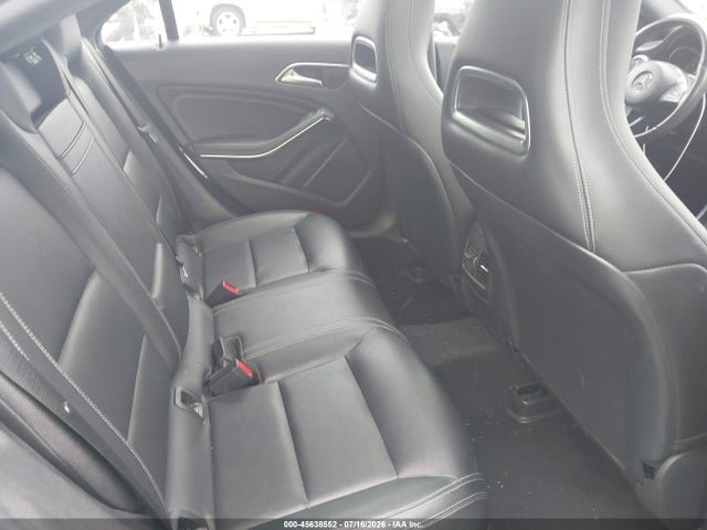 45638552 :رقم المزاد ، WDDSJ4GB8KN766610 vin ، 2019 Mercedes-benz Cla 250 4matic مزاد بيع