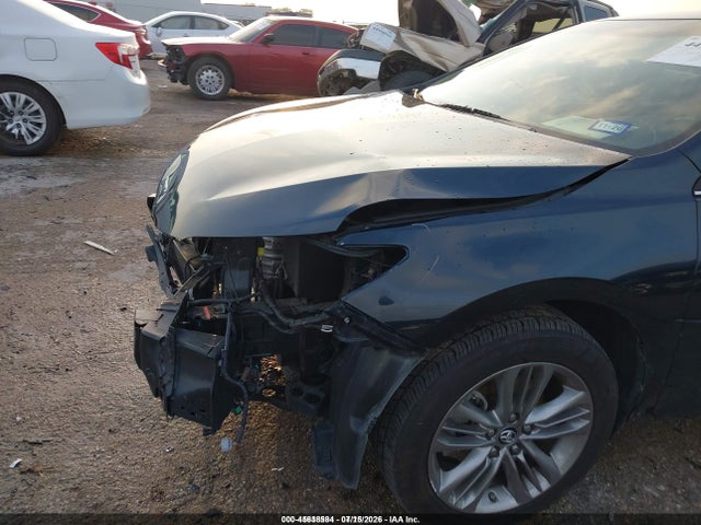 45638584 :رقم المزاد ، 4T1BF1FK4HU805764 vin ، 2017 Toyota Camry Se مزاد بيع